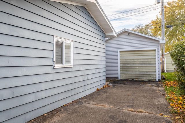 708 Spillway DRIVE, La Crosse, WI 54603