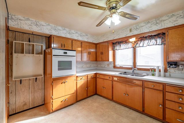 708 Spillway DRIVE, La Crosse, WI 54603