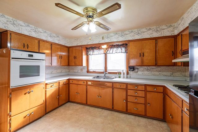 708 Spillway DRIVE, La Crosse, WI 54603