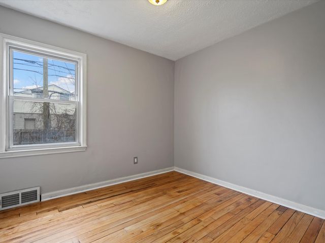 11447 Columbia Street, Redford, MI 48239