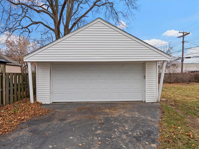 11447 Columbia Street, Redford, MI 48239