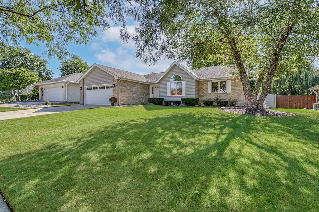 1109 Michael Street, Lockport, IL 60441