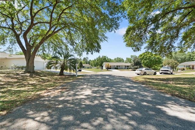 11223 SW 64TH COURT, Ocala, FL 34476