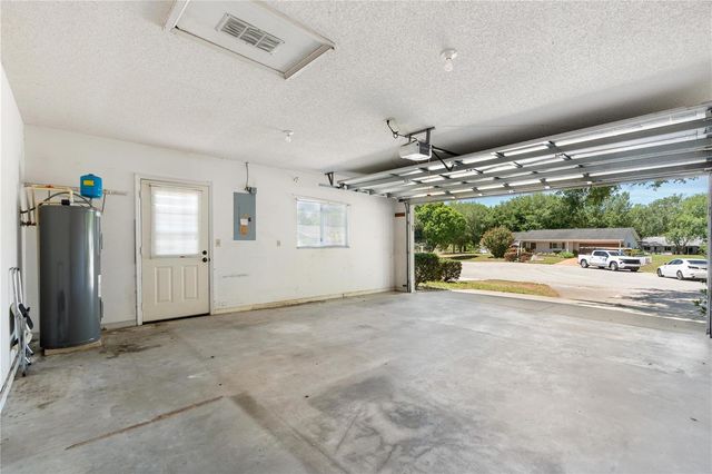 11223 SW 64TH COURT, Ocala, FL 34476