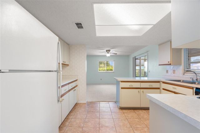 11223 SW 64TH COURT, Ocala, FL 34476