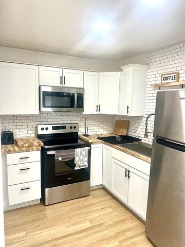 707 Montclair Boulevard, Sugar Land, TX 77478