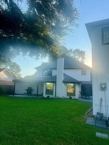 707 Montclair Boulevard, Sugar Land, TX 77478