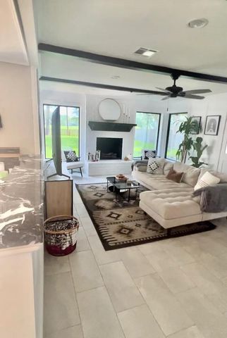 707 Montclair Boulevard, Sugar Land, TX 77478