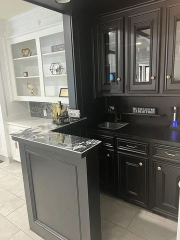 707 Montclair Boulevard, Sugar Land, TX 77478