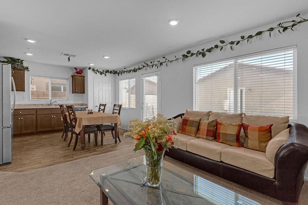Image 10 of property listing at 67371 Rio Rosalia Road, Cathedral City, CA 92234