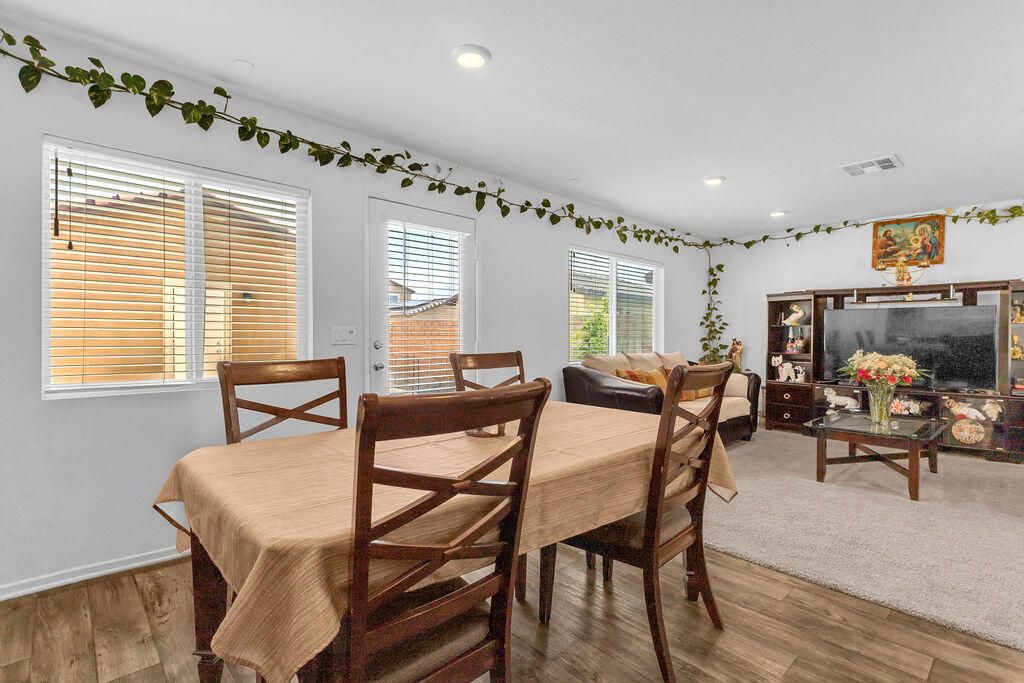 Image 11 of property listing at 67371 Rio Rosalia Road, Cathedral City, CA 92234