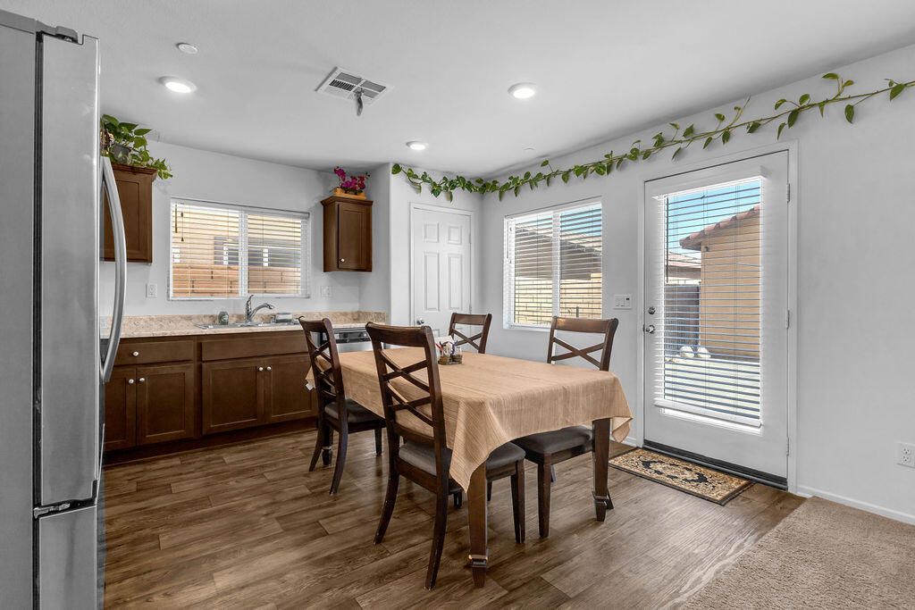 Image 12 of property listing at 67371 Rio Rosalia Road, Cathedral City, CA 92234