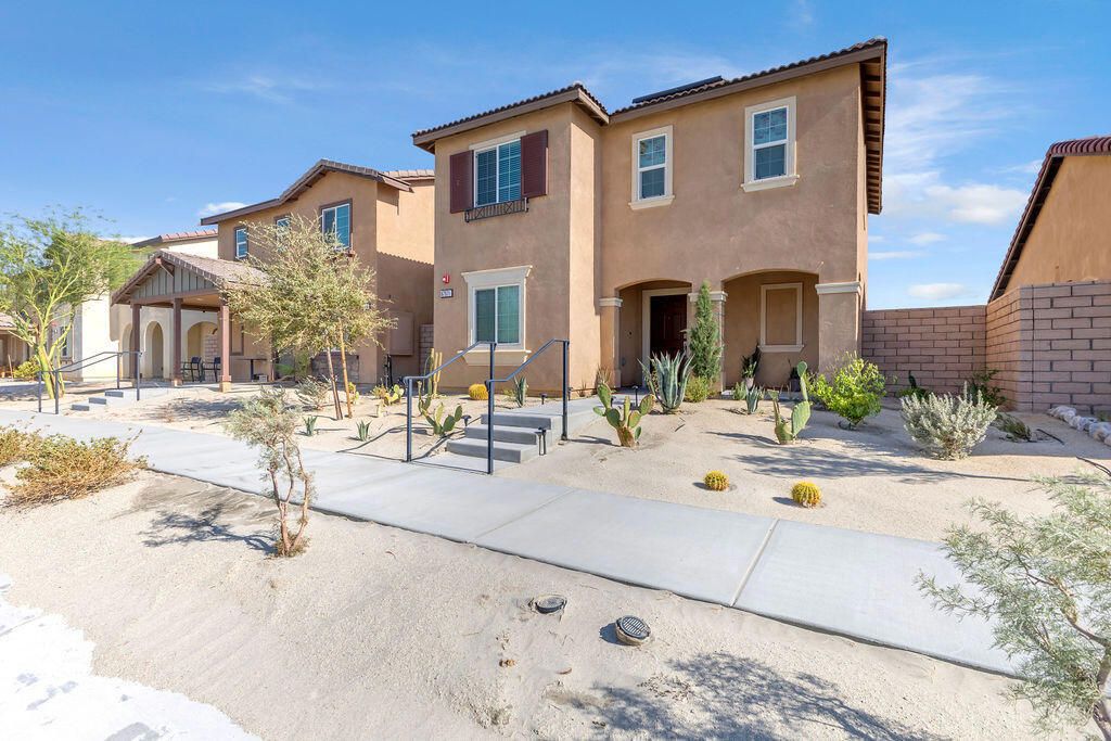 Image 2 of property listing at 67371 Rio Rosalia Road, Cathedral City, CA 92234