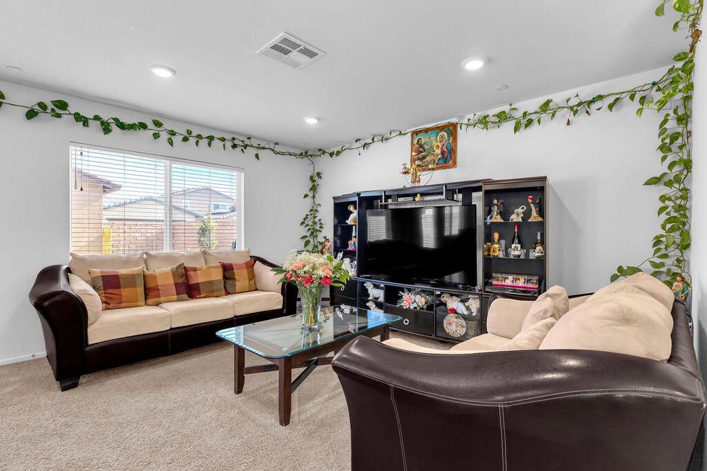 Image 6 of property listing at 67371 Rio Rosalia Road, Cathedral City, CA 92234