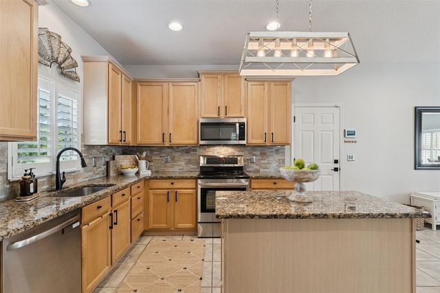 14172 AMELIA ISLAND WAY, Orlando, FL 32828