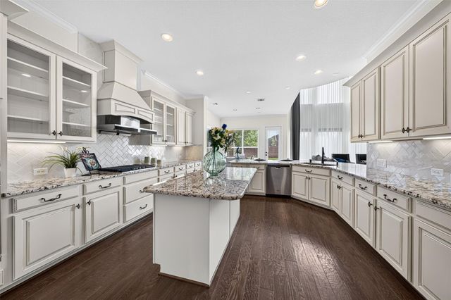 6507 Hidden Ridge Court, Sugar Land, TX 77479