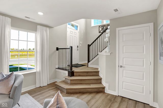 18639 Kersey Drive, Westfield, IN 46074