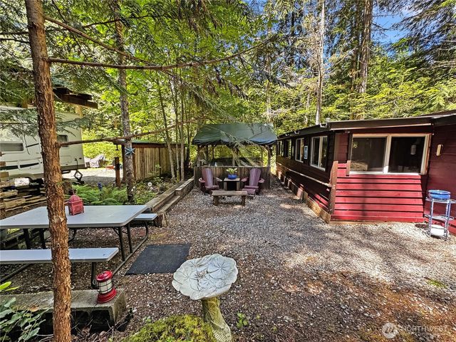 92 1 Goldrush Road, Deming, WA 98244
