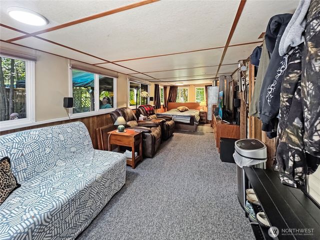 92 1 Goldrush Road, Deming, WA 98244