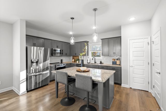 614 Parkvue Place Dr, Nashville, TN 37221