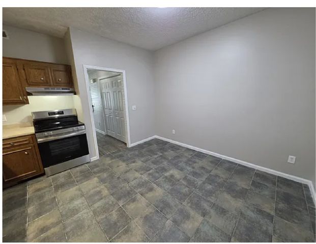 301 Hickory Pl, Nashville, TN 37214