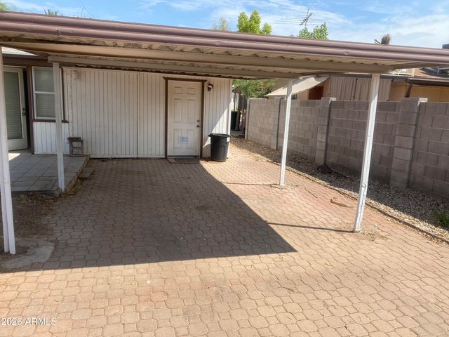 6611 E 1ST Street, Scottsdale, AZ 85251
