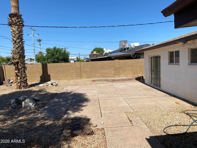 6611 E 1ST Street, Scottsdale, AZ 85251