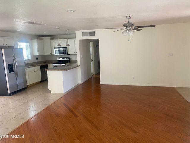 6611 E 1ST Street, Scottsdale, AZ 85251