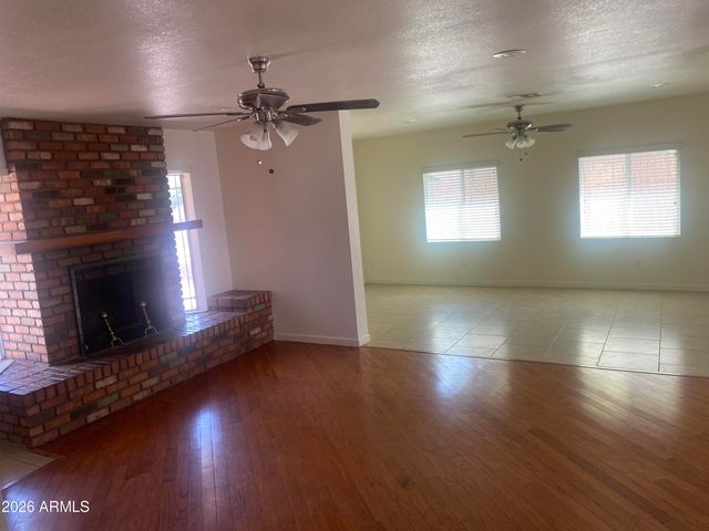 6611 E 1ST Street, Scottsdale, AZ 85251