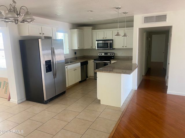 6611 E 1ST Street, Scottsdale, AZ 85251