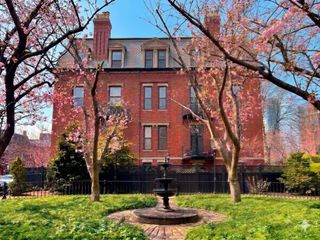 150 Appleton St 2-C, Boston, MA 02116
