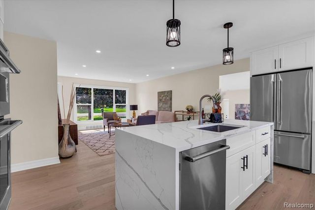 27853 Johnson Road, Grosse Ile, MI 48138