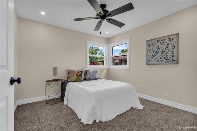 27853 Johnson Road, Grosse Ile, MI 48138