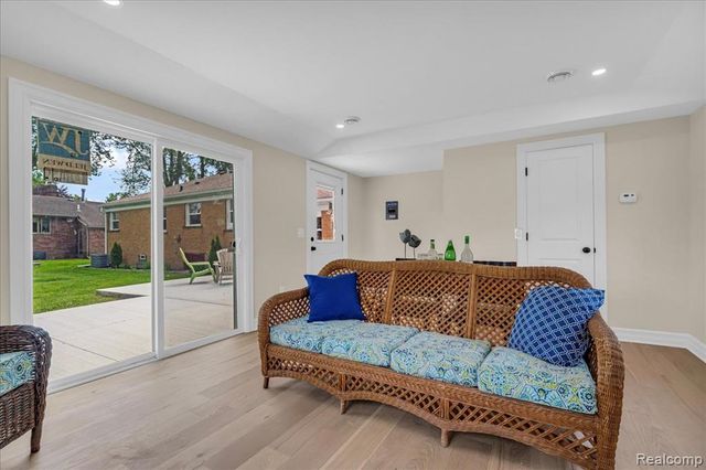 27853 Johnson Road, Grosse Ile, MI 48138