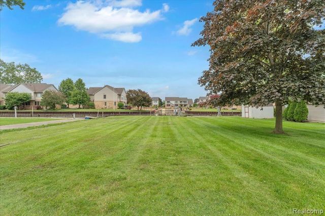 27853 Johnson Road, Grosse Ile, MI 48138