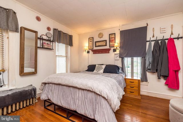 554 W WALNUT ST, Pottstown, PA 19464