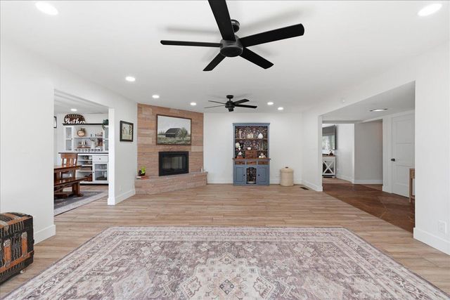 4849 Alexon Way, Carmichael, CA 95608