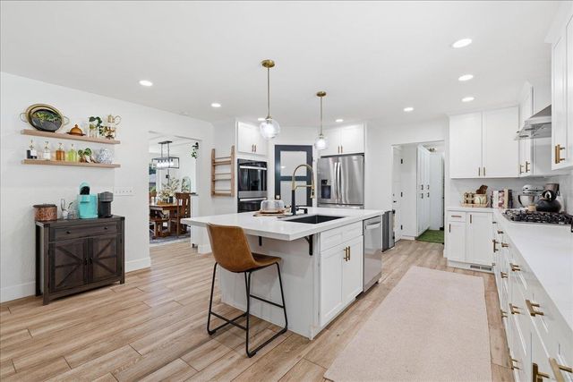 4849 Alexon Way, Carmichael, CA 95608