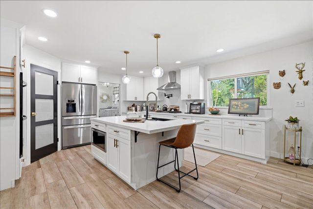 4849 Alexon Way, Carmichael, CA 95608