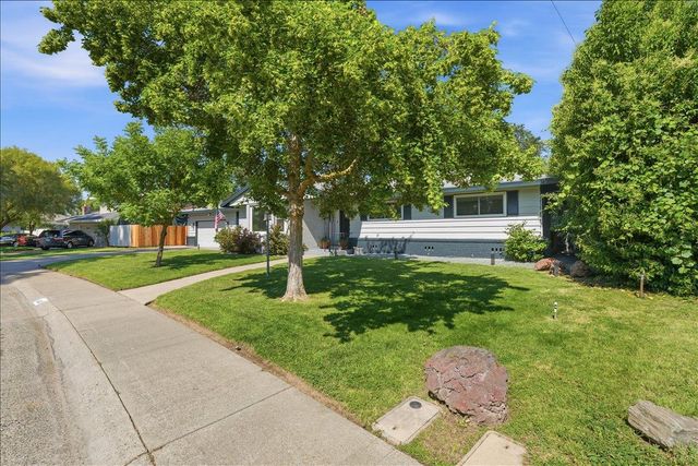 4849 Alexon Way, Carmichael, CA 95608