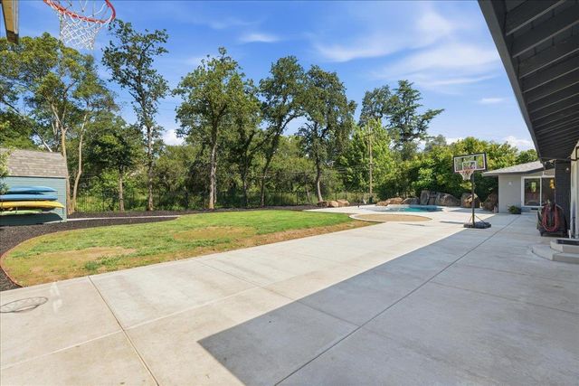 4849 Alexon Way, Carmichael, CA 95608