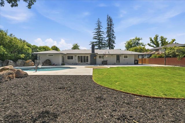 4849 Alexon Way, Carmichael, CA 95608