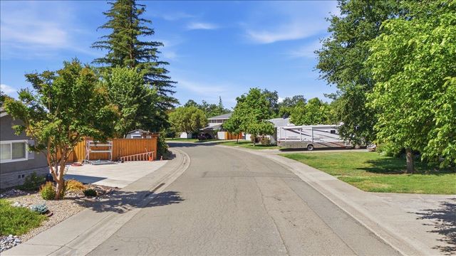 4849 Alexon Way, Carmichael, CA 95608