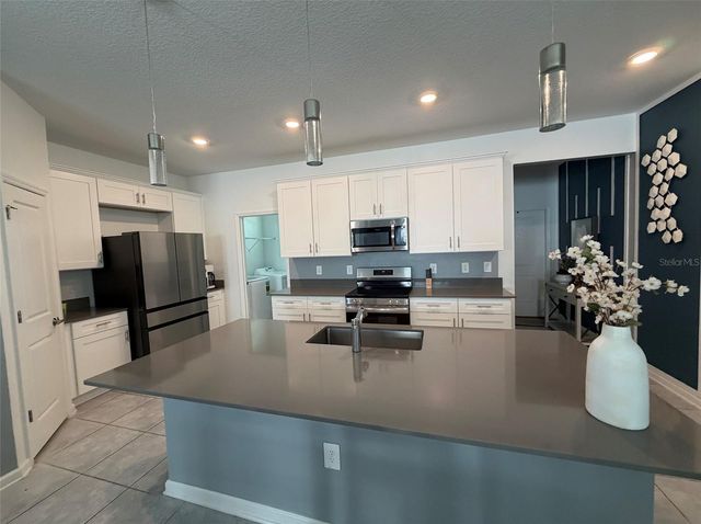 1944 TOHOQUA BOULEVARD, Kissimmee, FL 34744