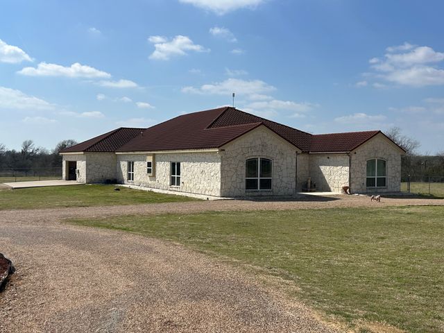 1220 Hinchliffe, Mexia, TX 76667