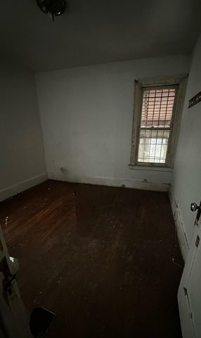 9539 Beechwood St Street, Detroit, MI 48204