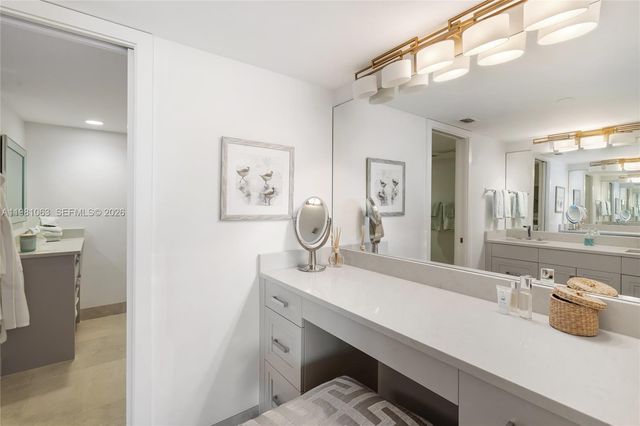 19670 Beach Rd A404, Tequesta, FL 33469