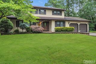 522 Oakview Drive, Toms River, NJ 08753