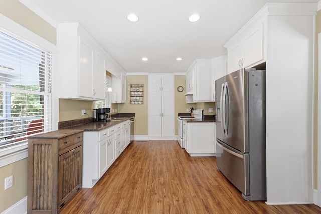 521 Center Street, Walterboro, SC 29488