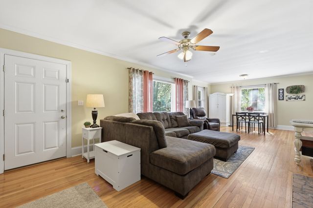 521 Center Street, Walterboro, SC 29488